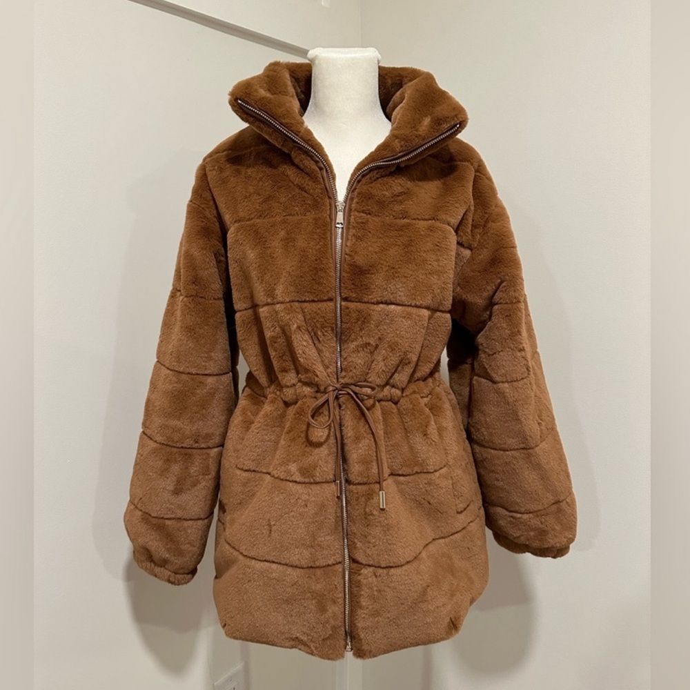NWT Elie Tahari Faux Fur Jacket Medium